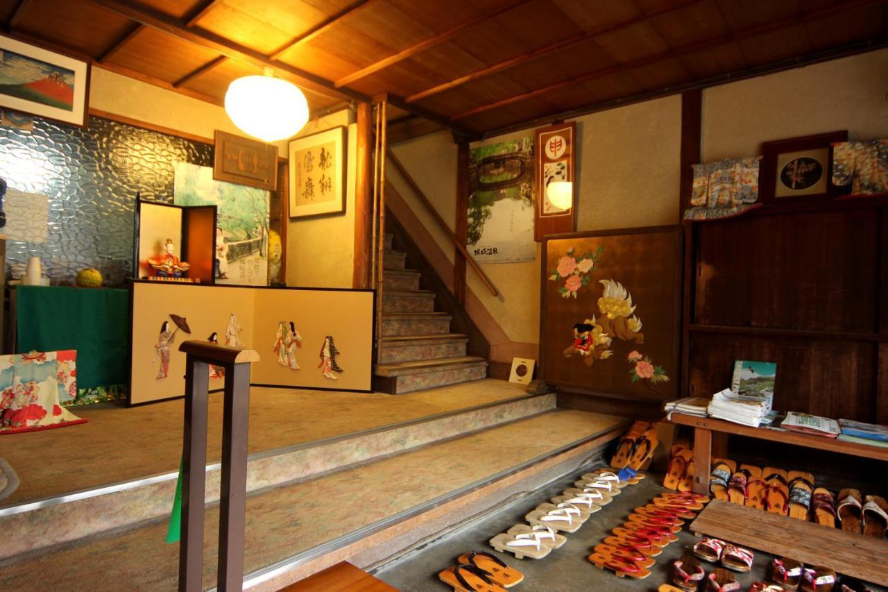 טויוקה Ougiya Ryokan מראה חיצוני תמונה